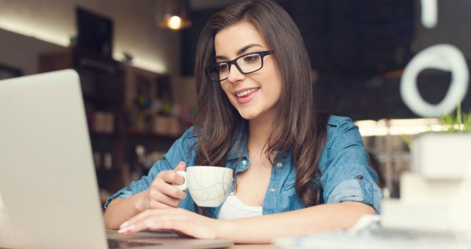 Advantages-of-the-use-of-video-chat-on-online-dating-sites